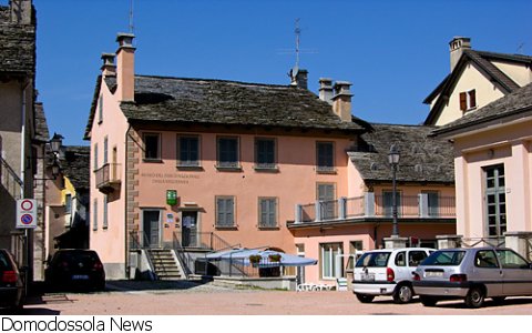 Malesco
SFILATA DI MODA: pro loco beneficenza Malesco
SFILATA DI MODA: pro loco beneficenza